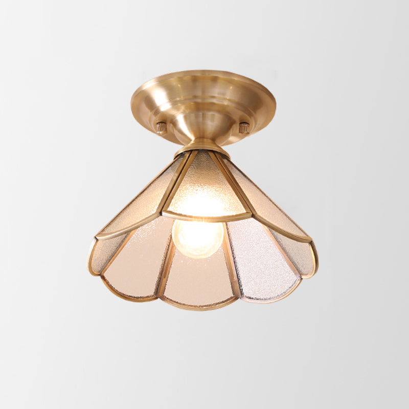 Single-Bulb Flush Mount Lighting Minimalism Scalloped Metal Semi Flush Mount in Brass