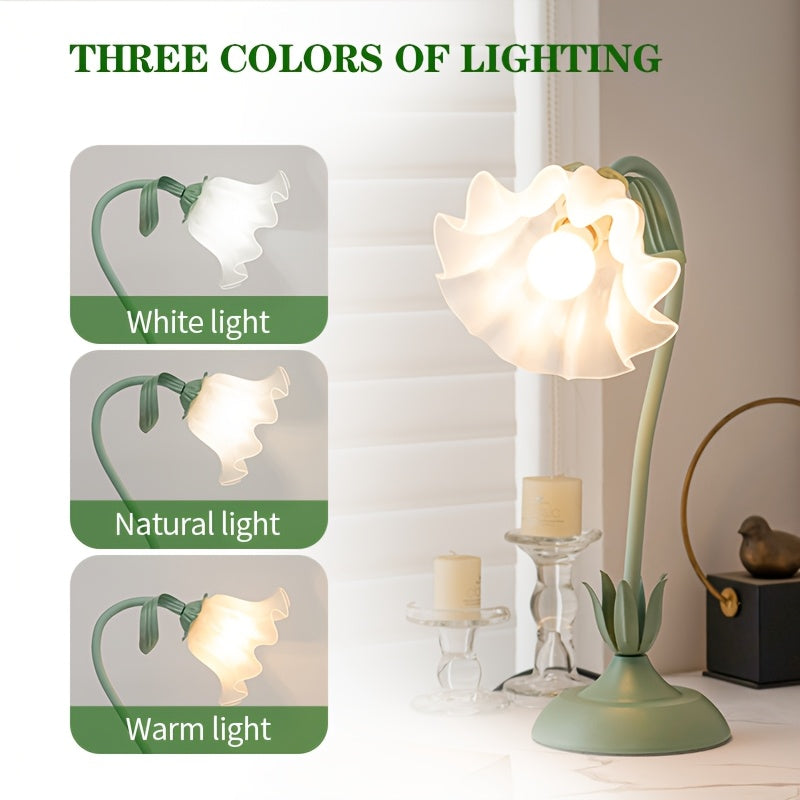 Floral Table Lamp USB Powered - Flower Shade Accent Light for Bedroom, Living Room, Reading Corner, Romantic Soft Glow