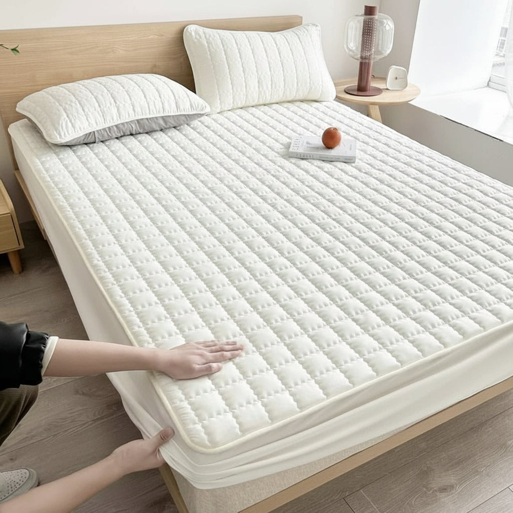 Waterproof Mattress Protector - Breathable Soft Fabric Fitted Bed Cover for Spills, Kids, Guest Room, Deep Pocket Fit