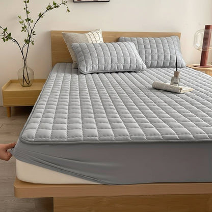 Waterproof Mattress Protector - Breathable Soft Fabric Fitted Bed Cover for Spills, Kids, Guest Room, Deep Pocket Fit