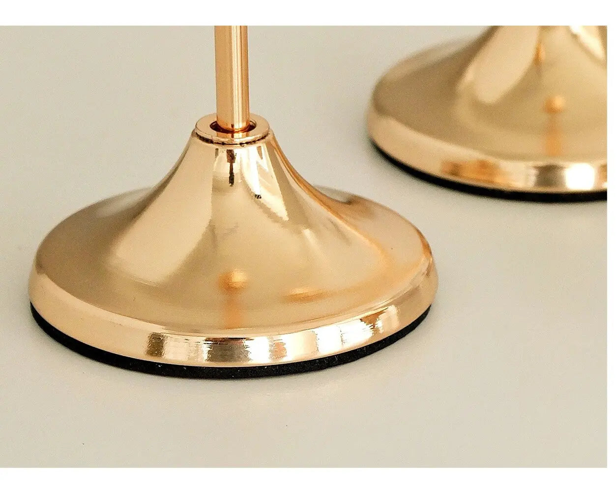 European-Style Minimalist Metal Candlestick Holders
