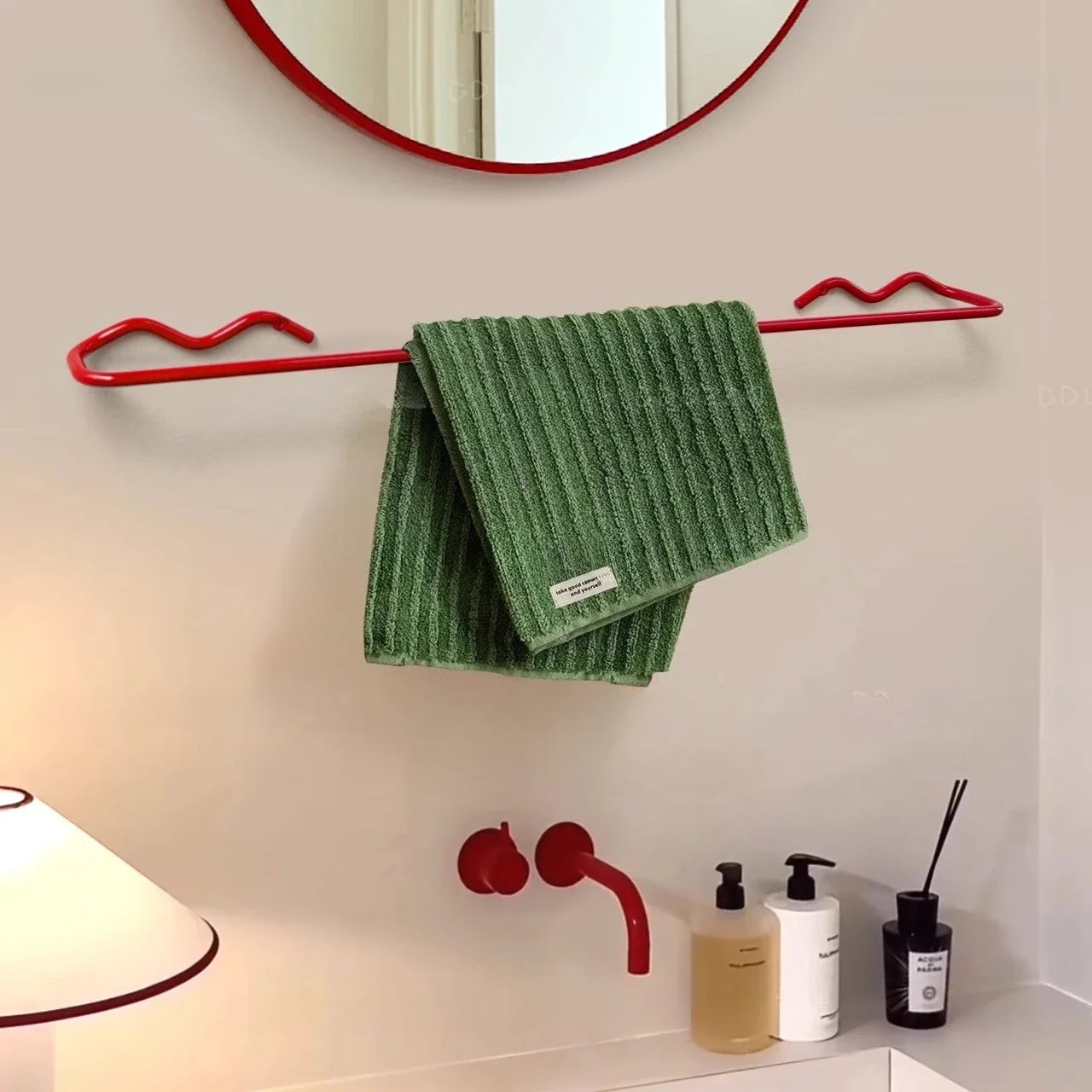 Dopamine Wave Cast Iron Wall-Mounted Towel Bar | Modern Bathroom Towel Rack Organizer