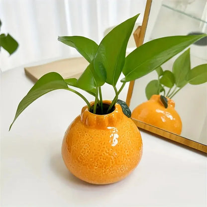 Fashionable Orange Design Ceramic Vase