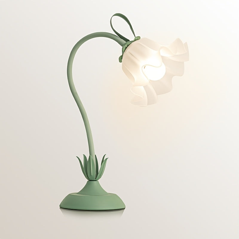 Floral Table Lamp USB Powered - Flower Shade Accent Light for Bedroom, Living Room, Reading Corner, Romantic Soft Glow